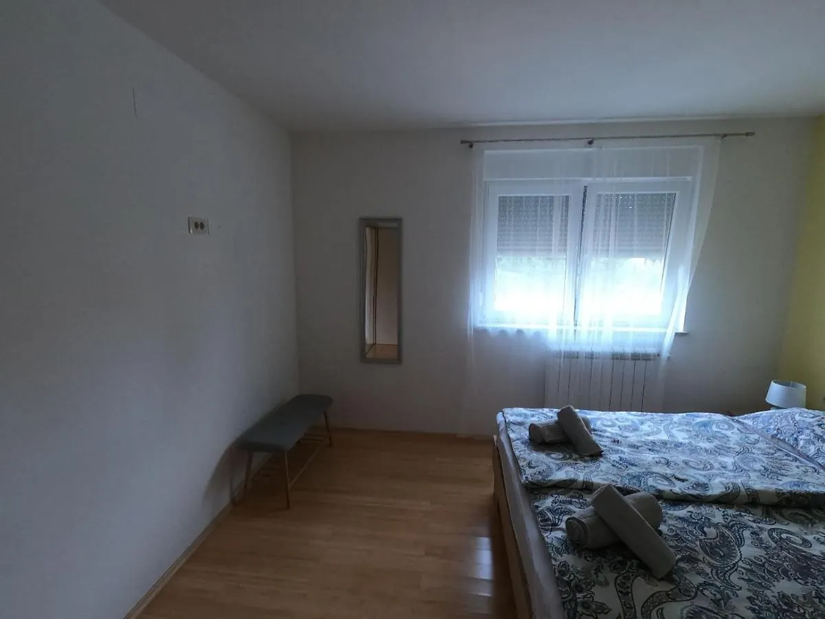 Apartmani Pergola Umag 0*,  Croatia